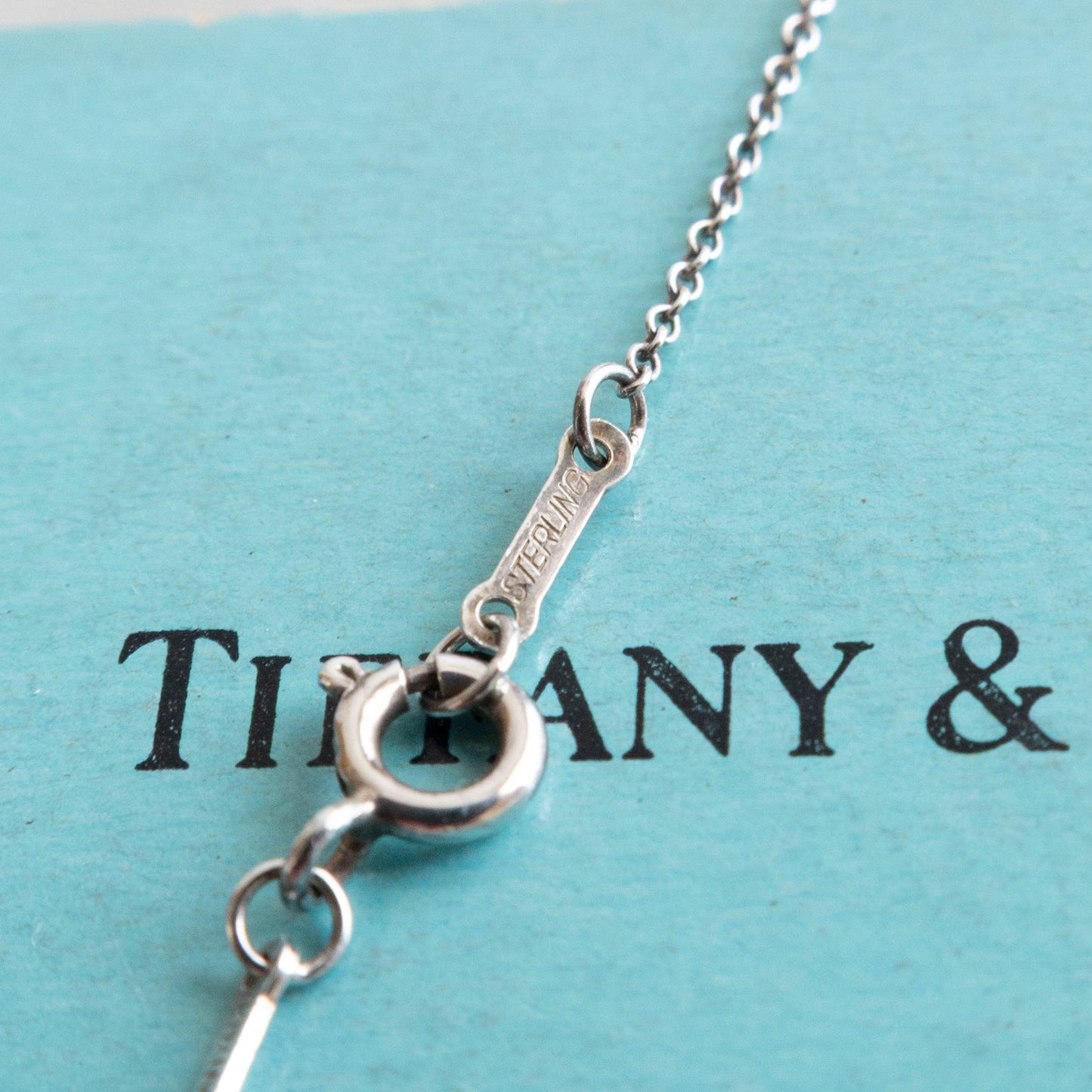 TIFFANY & Co. 'y' ネックレス